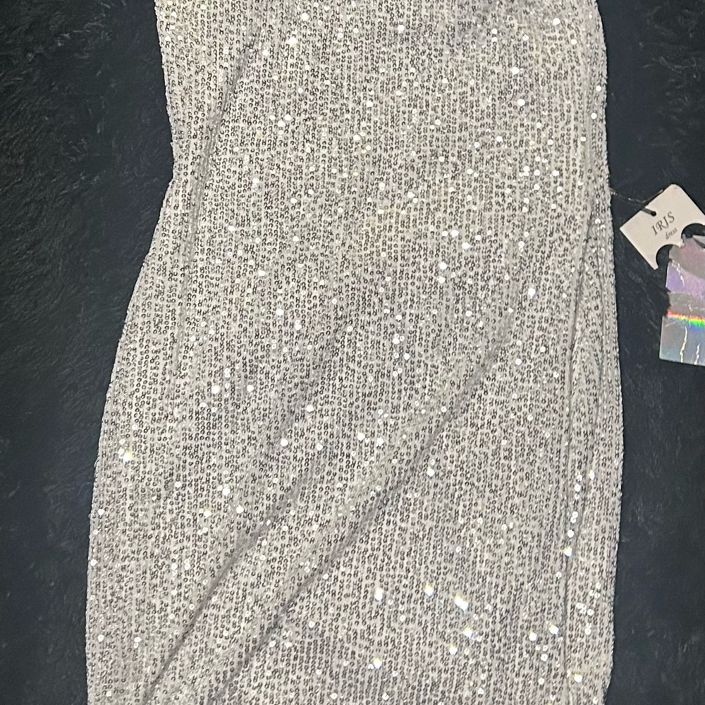 Iris Strapless Silver Sequin Dress